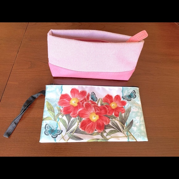 Set of two make-up cosmetic bags pink faux leather/fabric bag & shiny floral bag - Picture 1 of 6